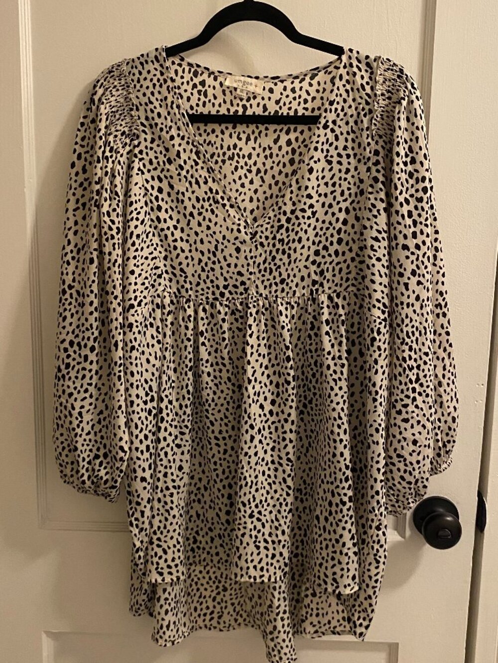 Umgee 1XL Dalmatian Animal Print Babydoll Tunic Blouse Cream Black